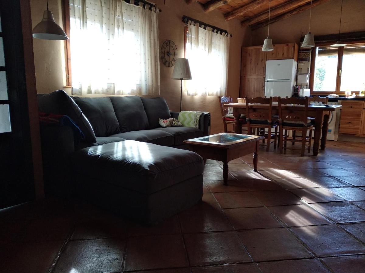 ليناريس دي لا سييرا Casa Rural El Riandero المظهر الخارجي الصورة