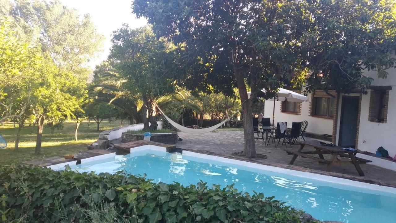 ليناريس دي لا سييرا Casa Rural El Riandero المظهر الخارجي الصورة