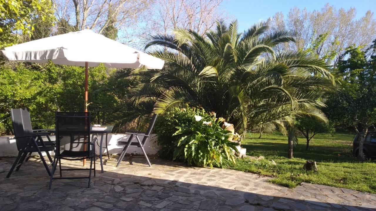 ليناريس دي لا سييرا Casa Rural El Riandero المظهر الخارجي الصورة