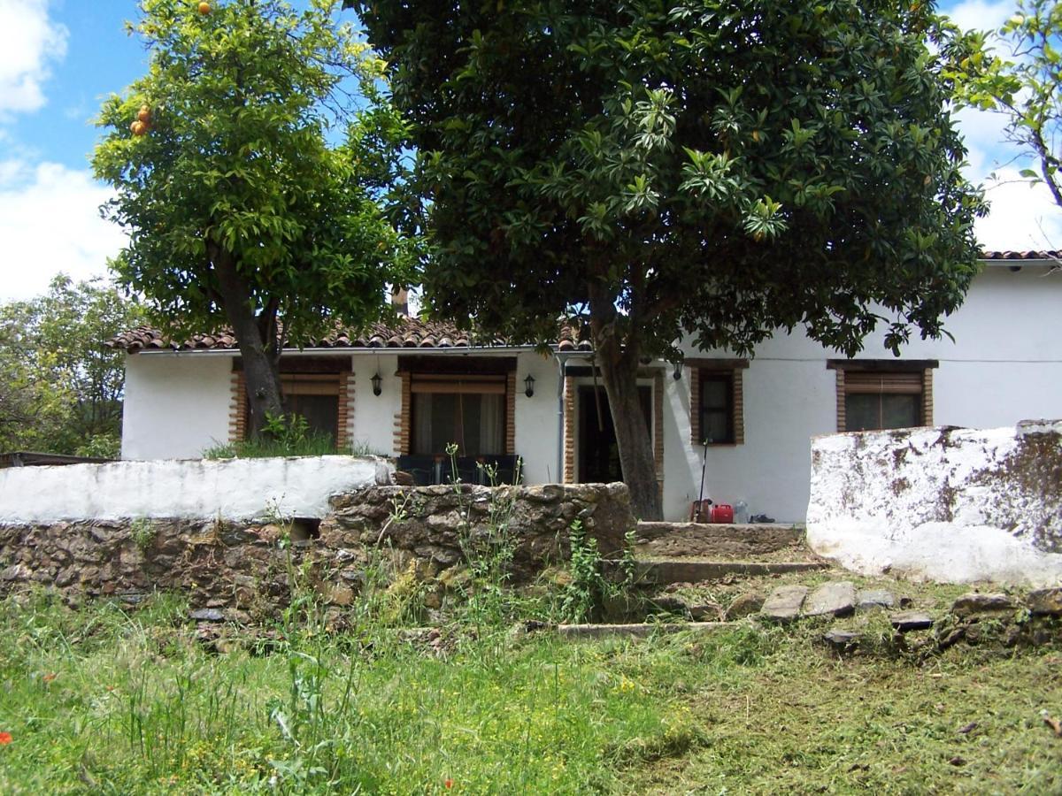 ليناريس دي لا سييرا Casa Rural El Riandero المظهر الخارجي الصورة