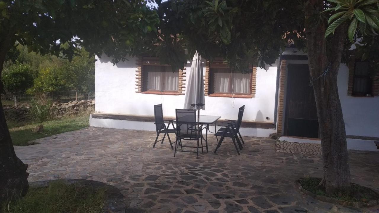 ليناريس دي لا سييرا Casa Rural El Riandero المظهر الخارجي الصورة