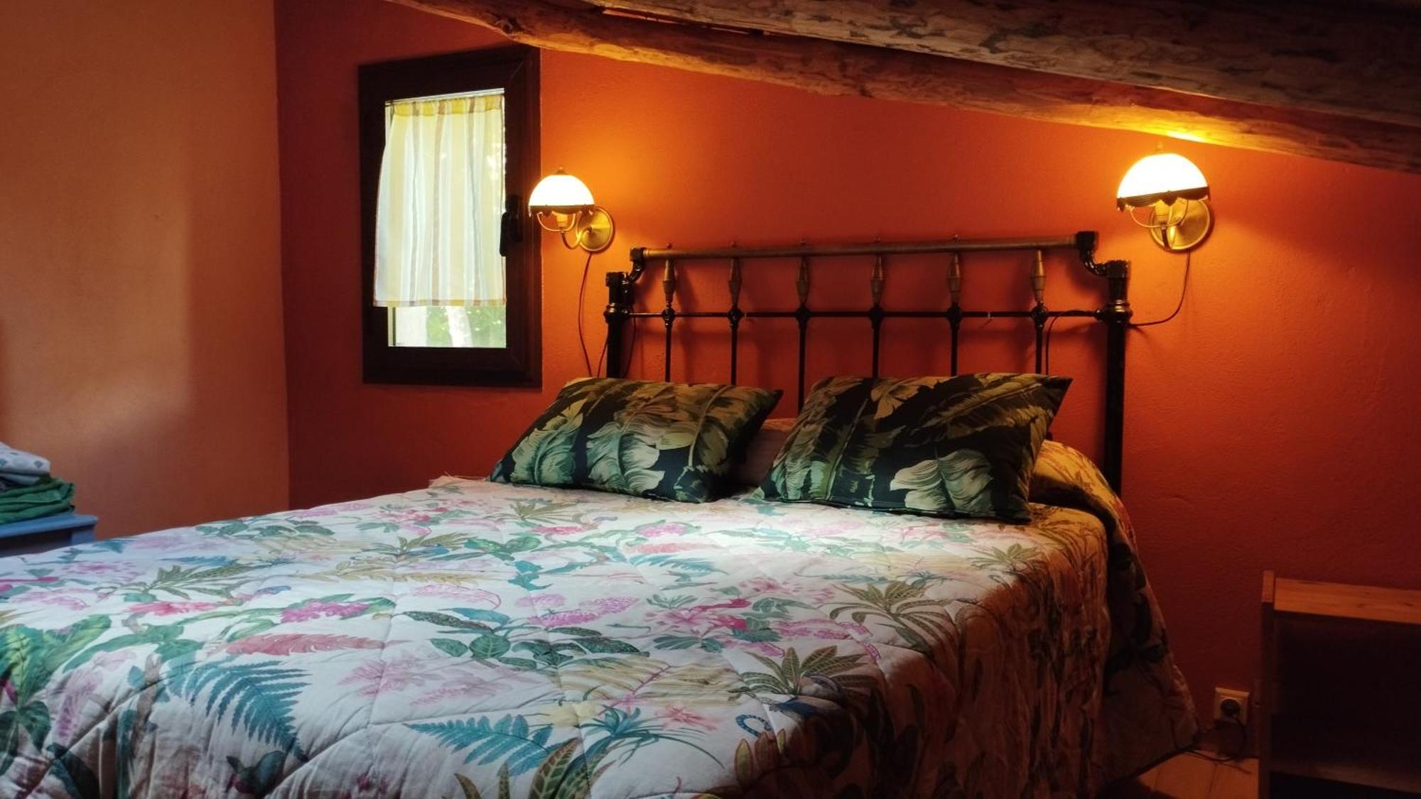 ليناريس دي لا سييرا Casa Rural El Riandero المظهر الخارجي الصورة